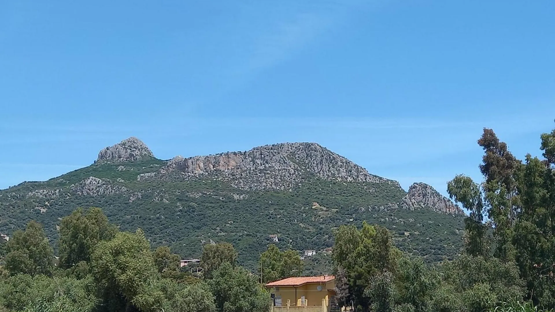 Basecamp Ogliastra - Flat Green Santa Maria Navarrese
